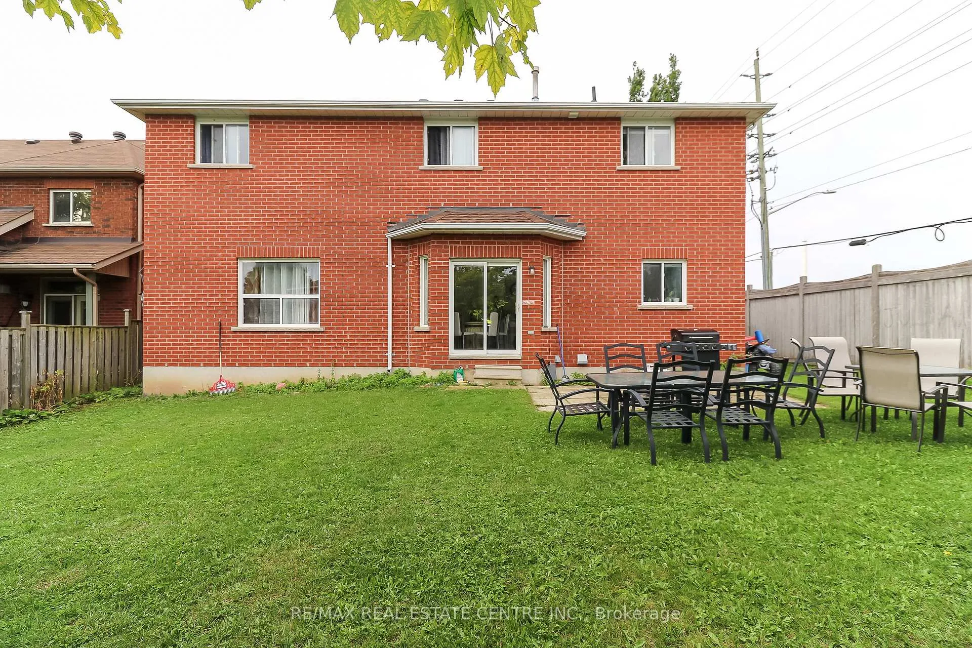 Photo 45 of 1 Sandringham Drive, Barrie, Innis-Shore — HOMEH