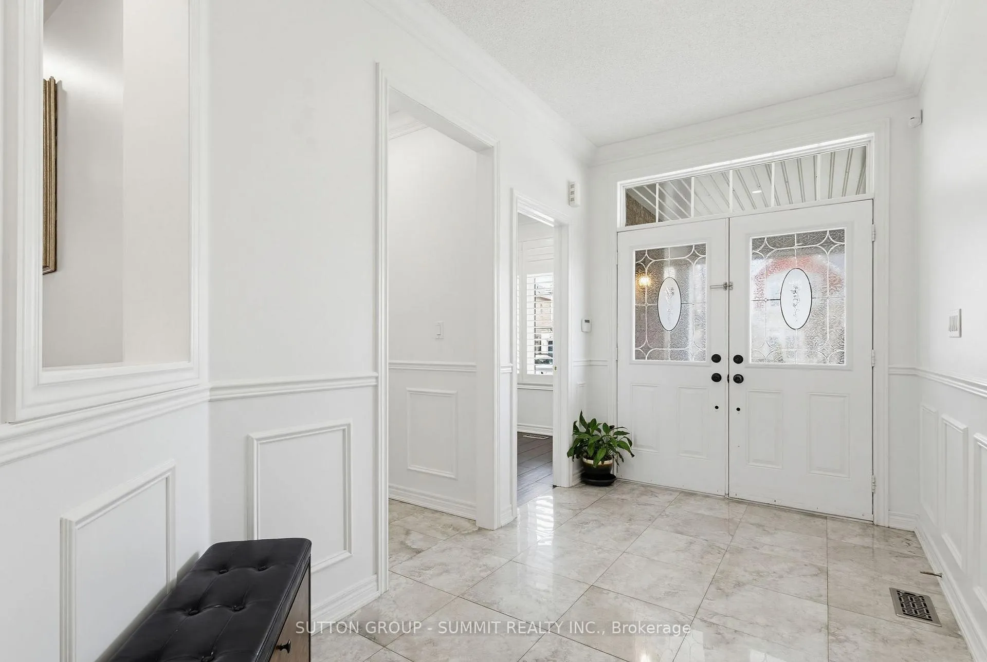 Photo 5 of 7 Attridge Crescent, Hamilton, Waterdown — HOMEH