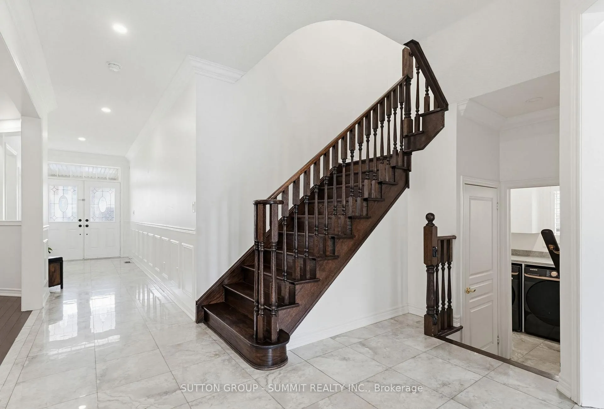 Photo 7 of 7 Attridge Crescent, Hamilton, Waterdown — HOMEH