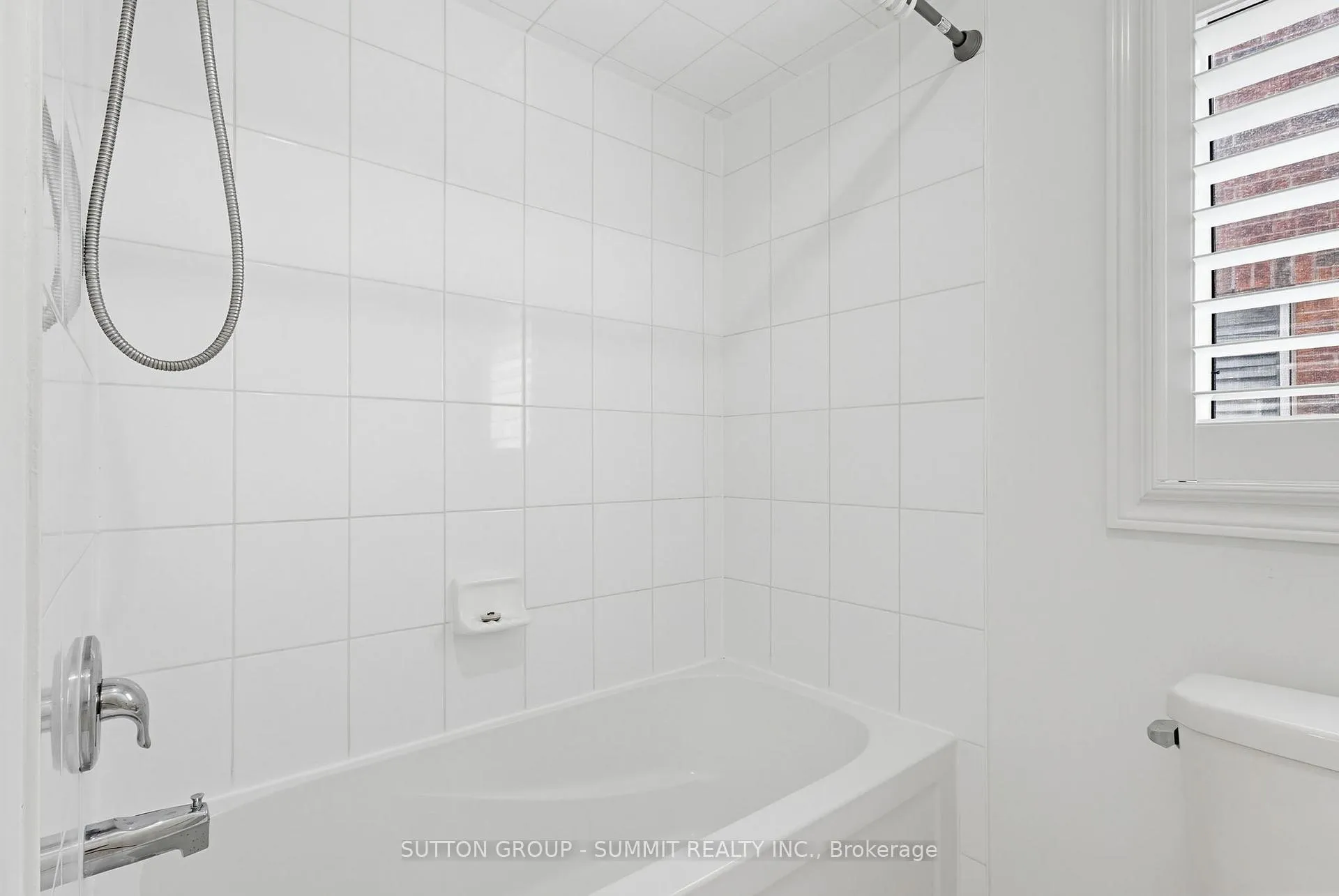 Photo 31 of 7 Attridge Crescent, Hamilton, Waterdown — HOMEH