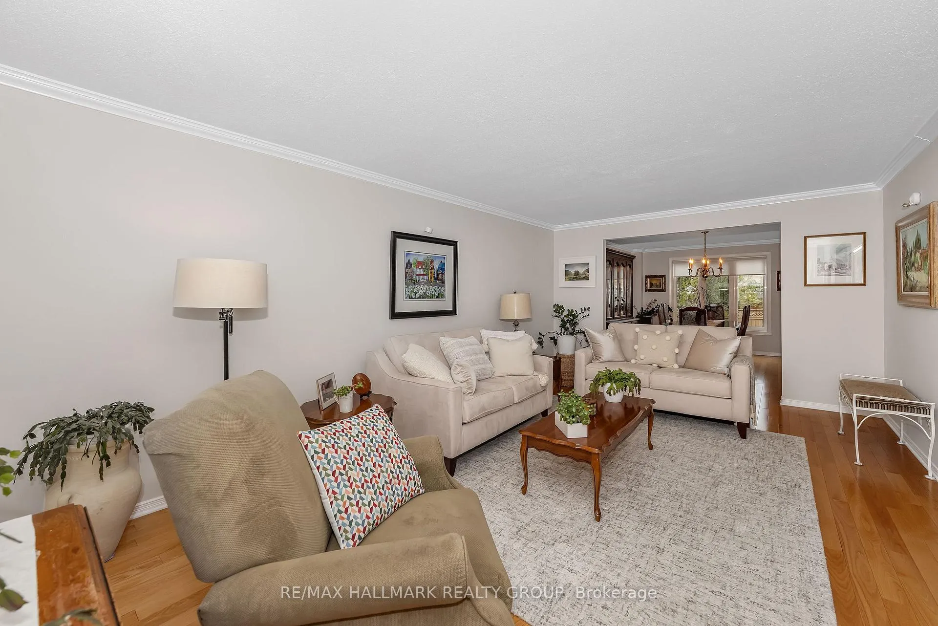 Photo 7 of 1850 Thornecrest Street, Ottawa, Chapel Hill — HOMEH