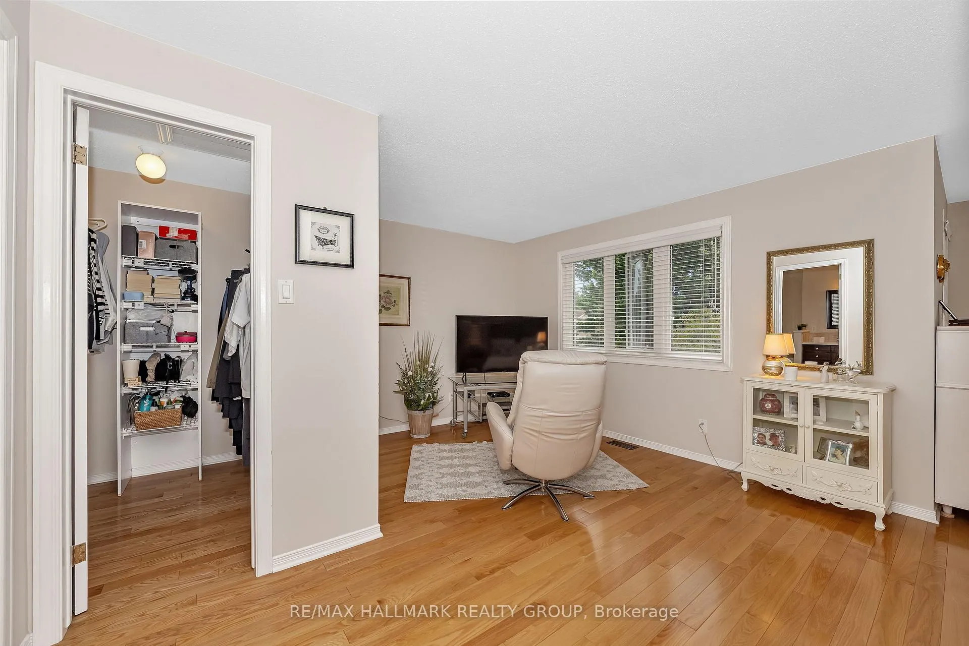 Photo 25 of 1850 Thornecrest Street, Ottawa, Chapel Hill — HOMEH