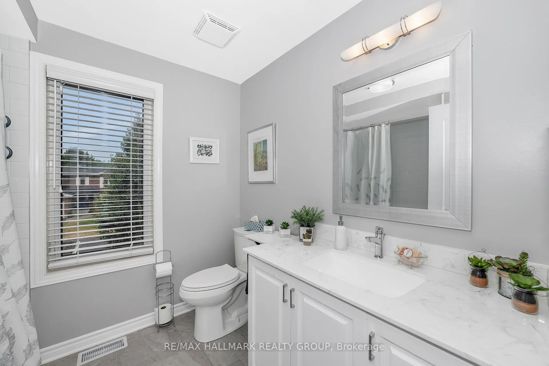 Photo 33 of 1850 Thornecrest Street, Ottawa, Chapel Hill — HOMEH