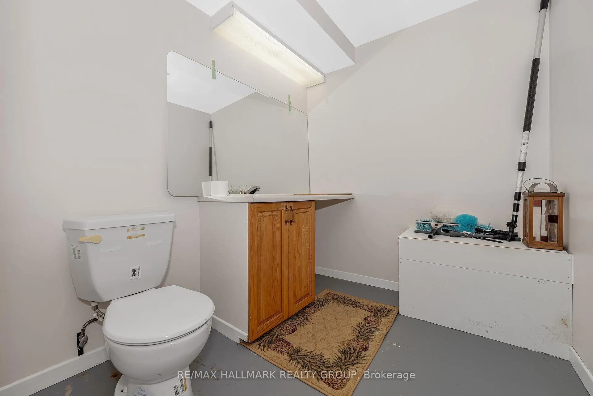 Photo 37 of 1850 Thornecrest Street, Ottawa, Chapel Hill — HOMEH