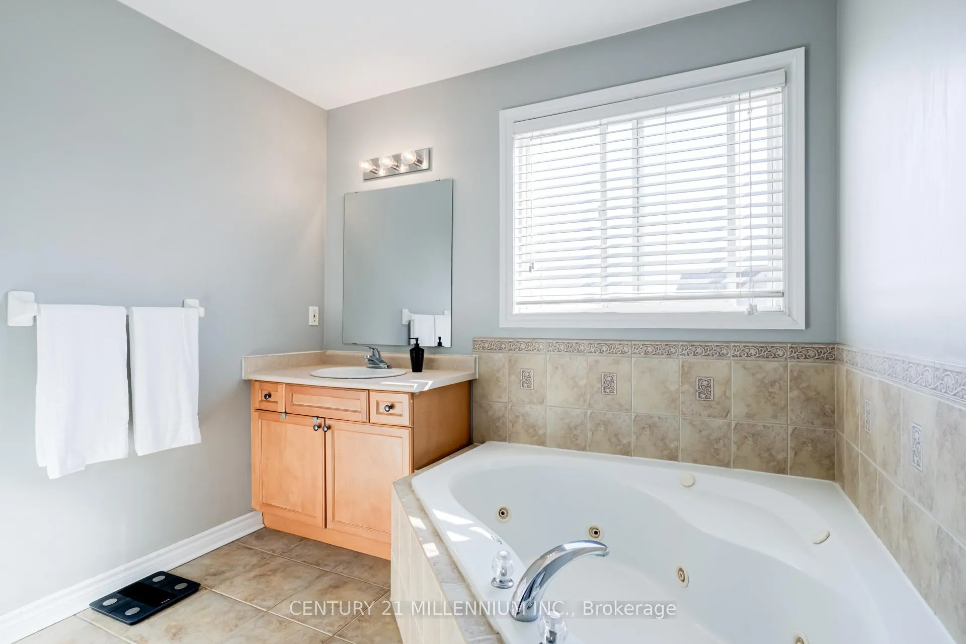 Photo 32 of 42 Frasson Drive, Guelph, Grange Road — HOMEH
