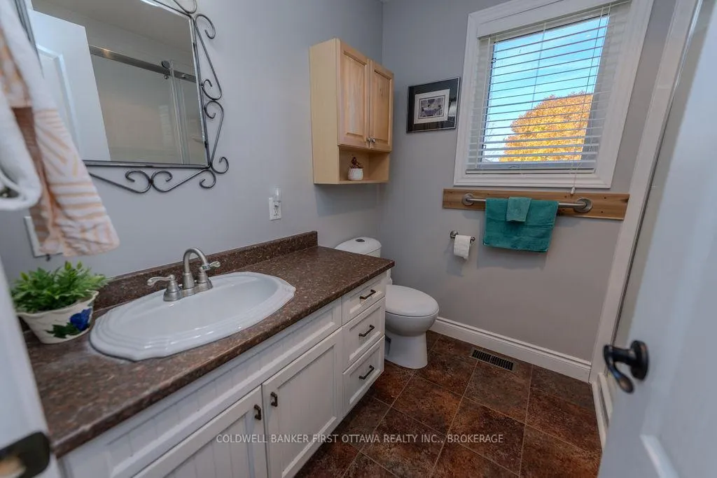 Photo 20 of 4987 Bedford Road, Frontenac, Frontenac South — HOMEH