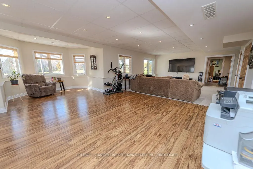 Photo 25 of 4987 Bedford Road, Frontenac, Frontenac South — HOMEH