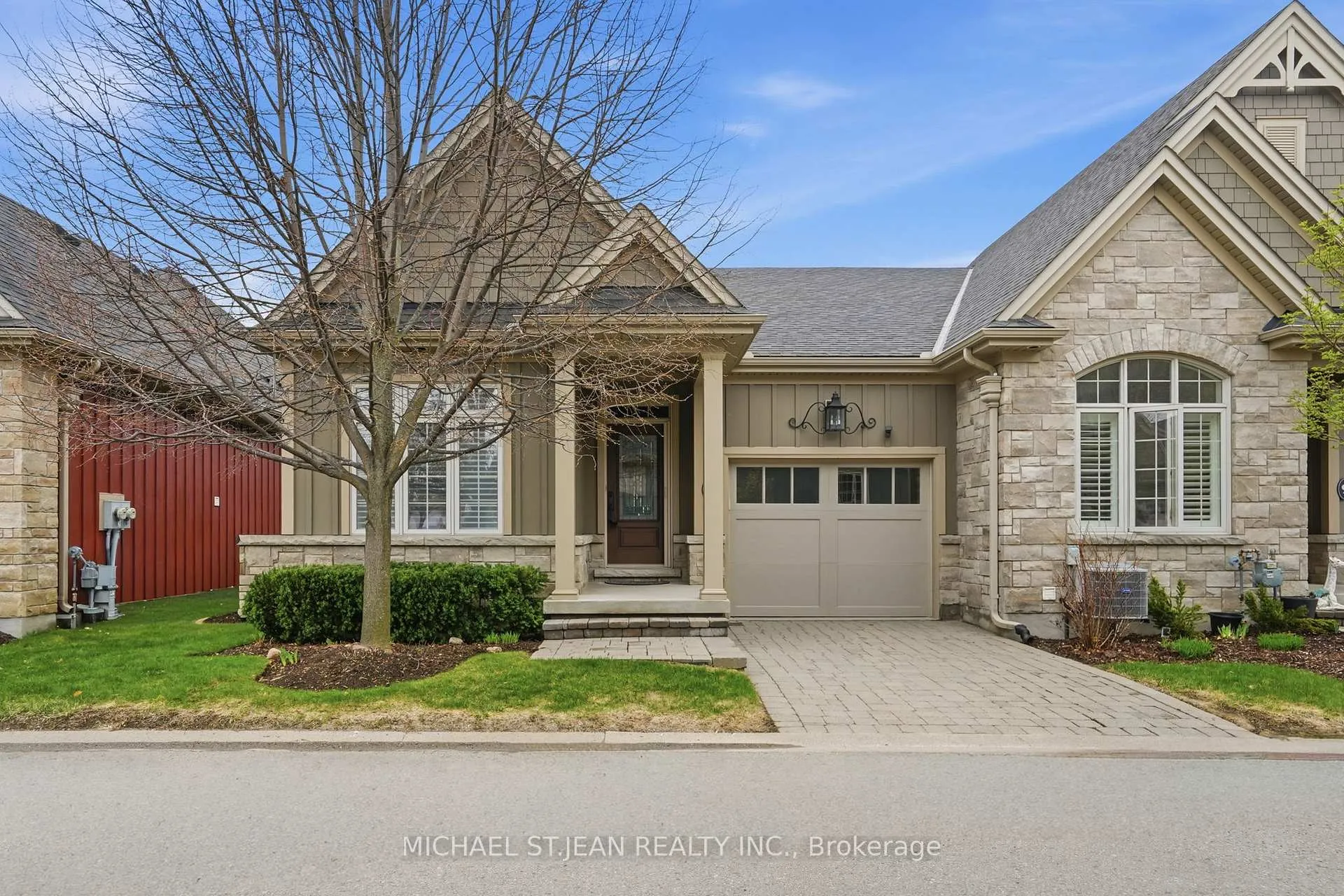 Photo 2 of Unit 8, 215 Vansickle Road, St. Catharines, Rykert/Vansickle — HOMEH