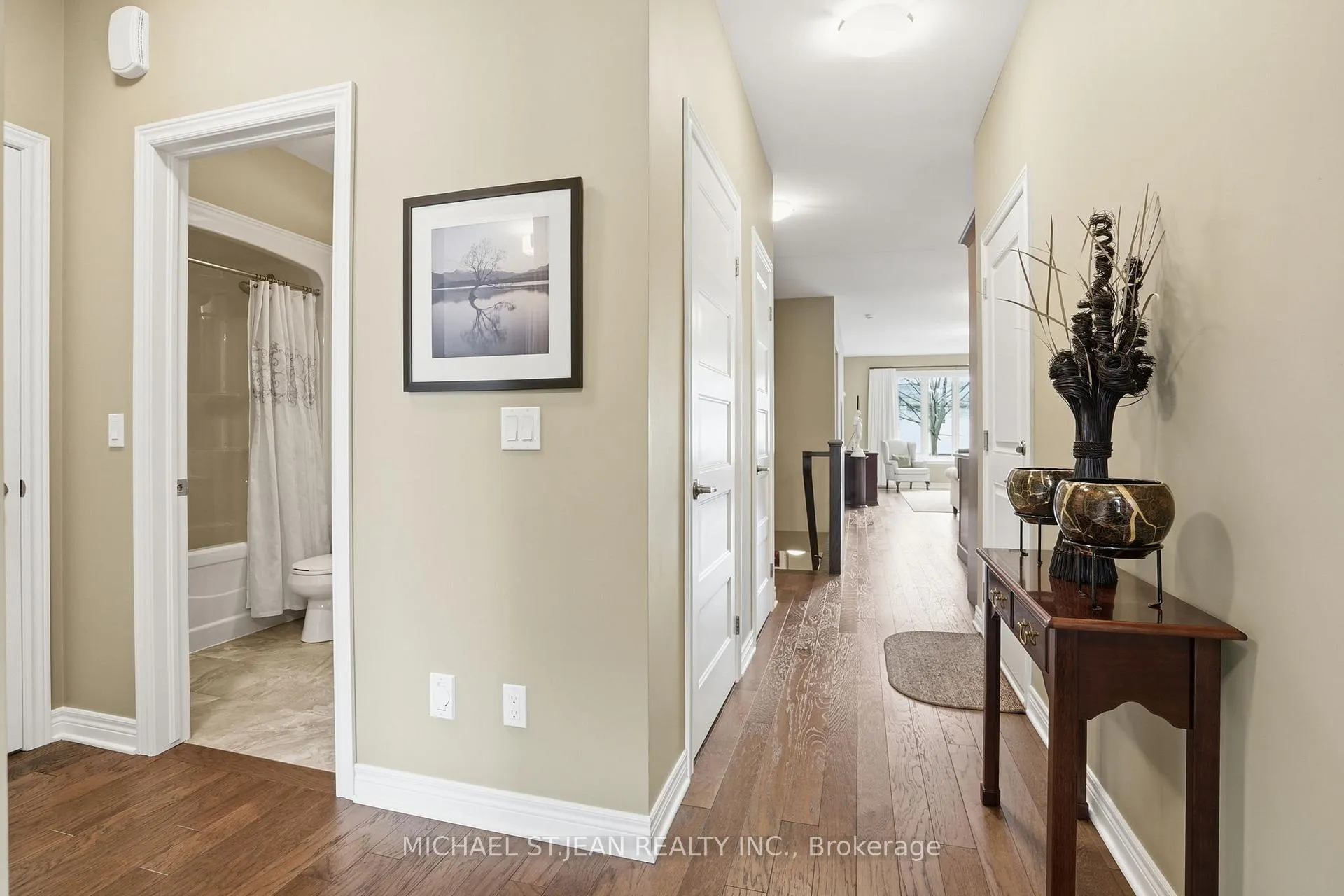 Photo 5 of Unit 8, 215 Vansickle Road, St. Catharines, Rykert/Vansickle — HOMEH
