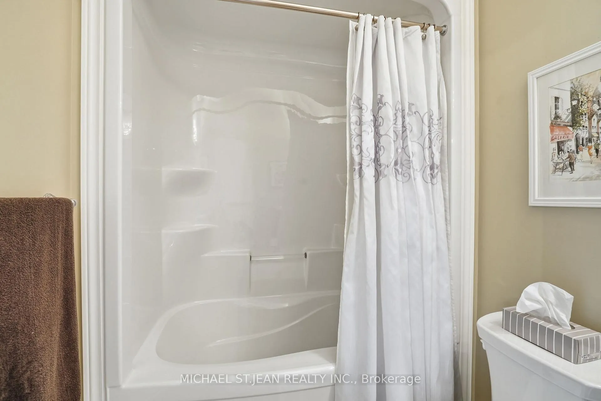 Photo 14 of Unit 8, 215 Vansickle Road, St. Catharines, Rykert/Vansickle — HOMEH