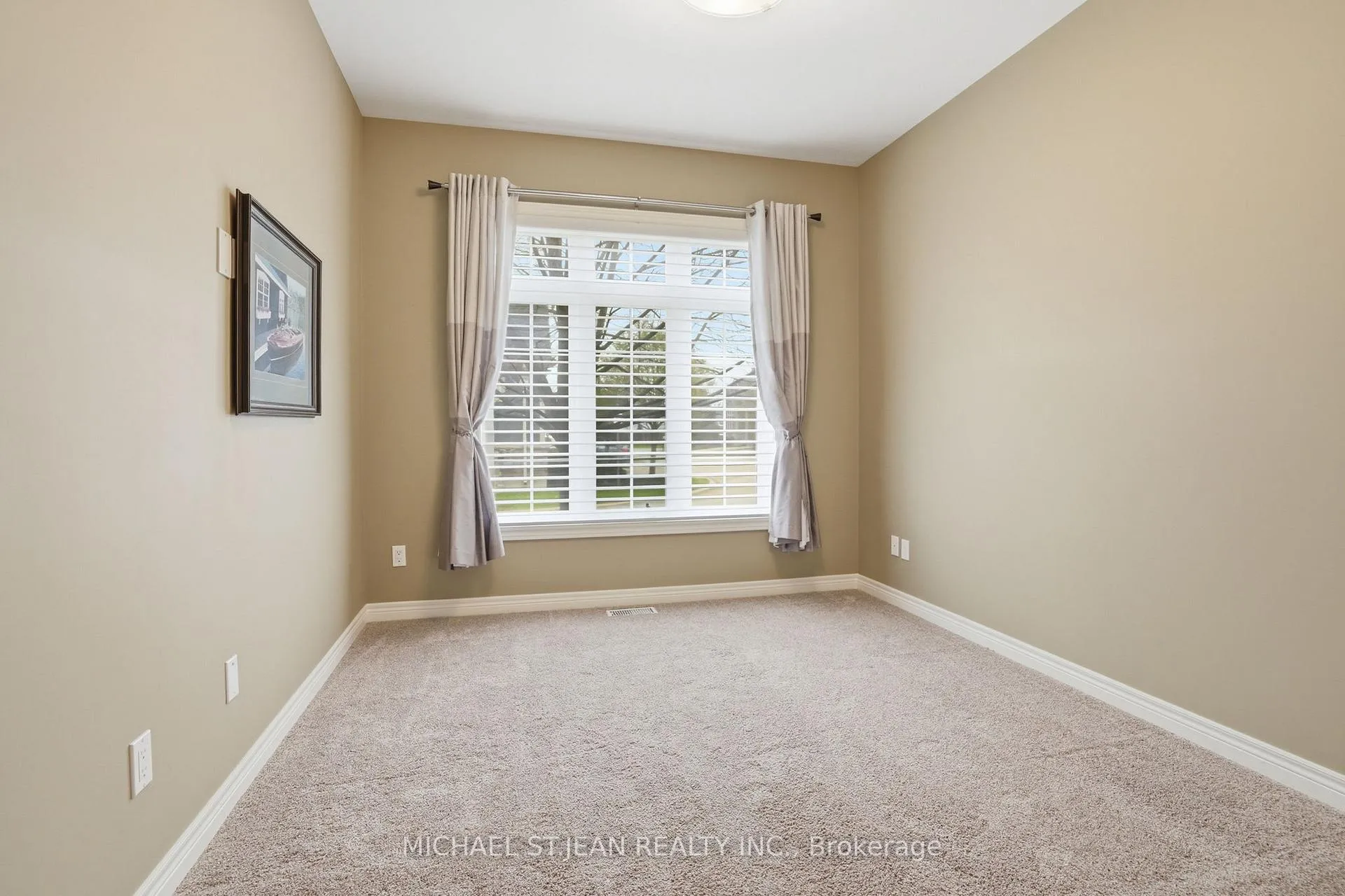 Photo 15 of Unit 8, 215 Vansickle Road, St. Catharines, Rykert/Vansickle — HOMEH