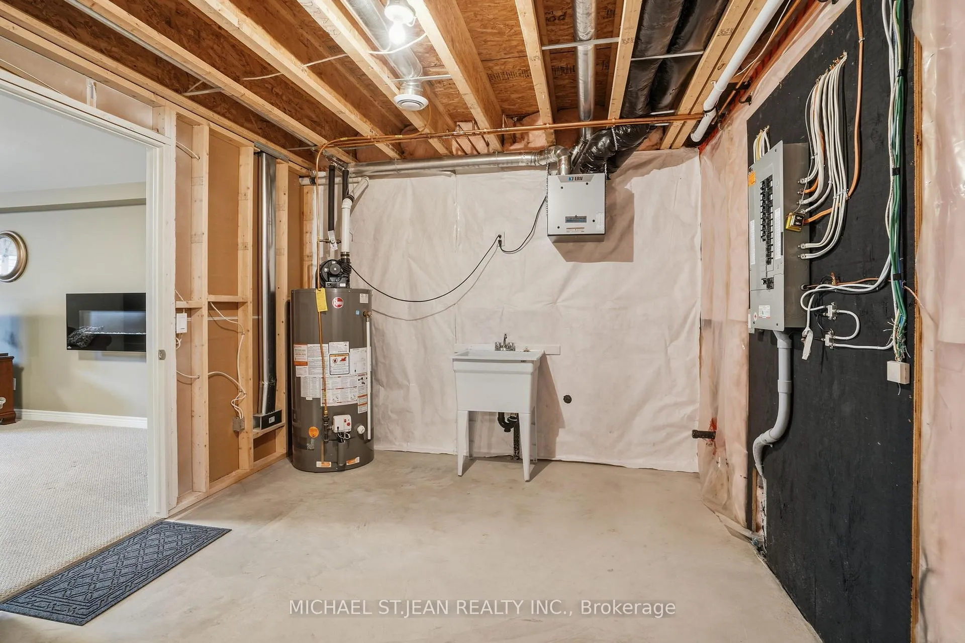 Photo 29 of Unit 8, 215 Vansickle Road, St. Catharines, Rykert/Vansickle — HOMEH