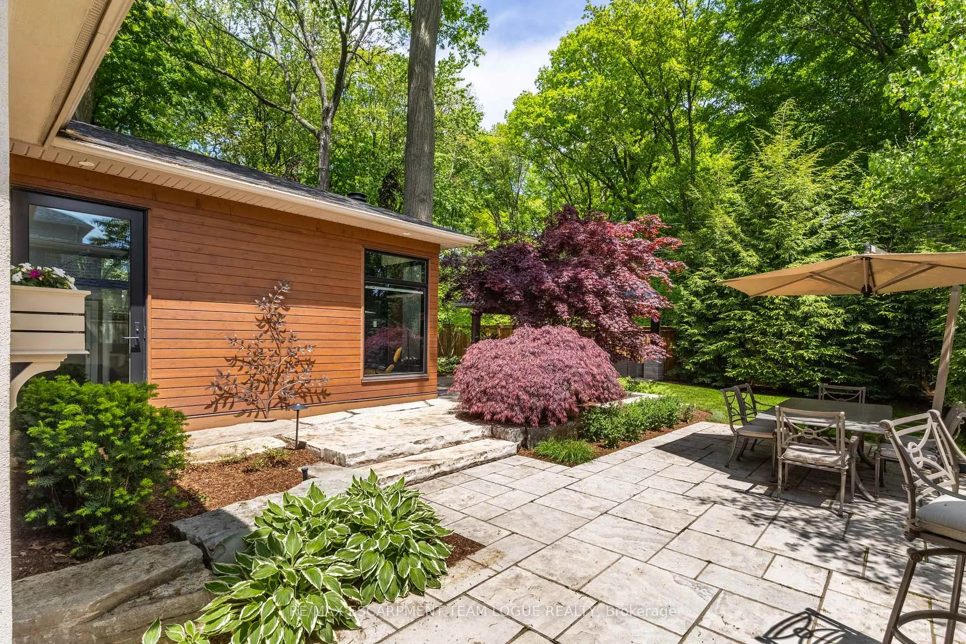 Photo 43 of 319 Goodram Drive, Burlington, Shoreacres — HOMEH
