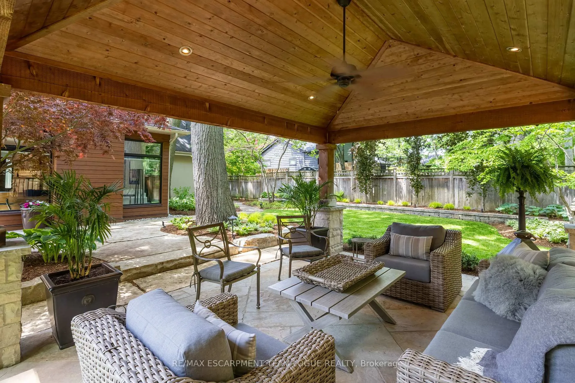Photo 44 of 319 Goodram Drive, Burlington, Shoreacres — HOMEH