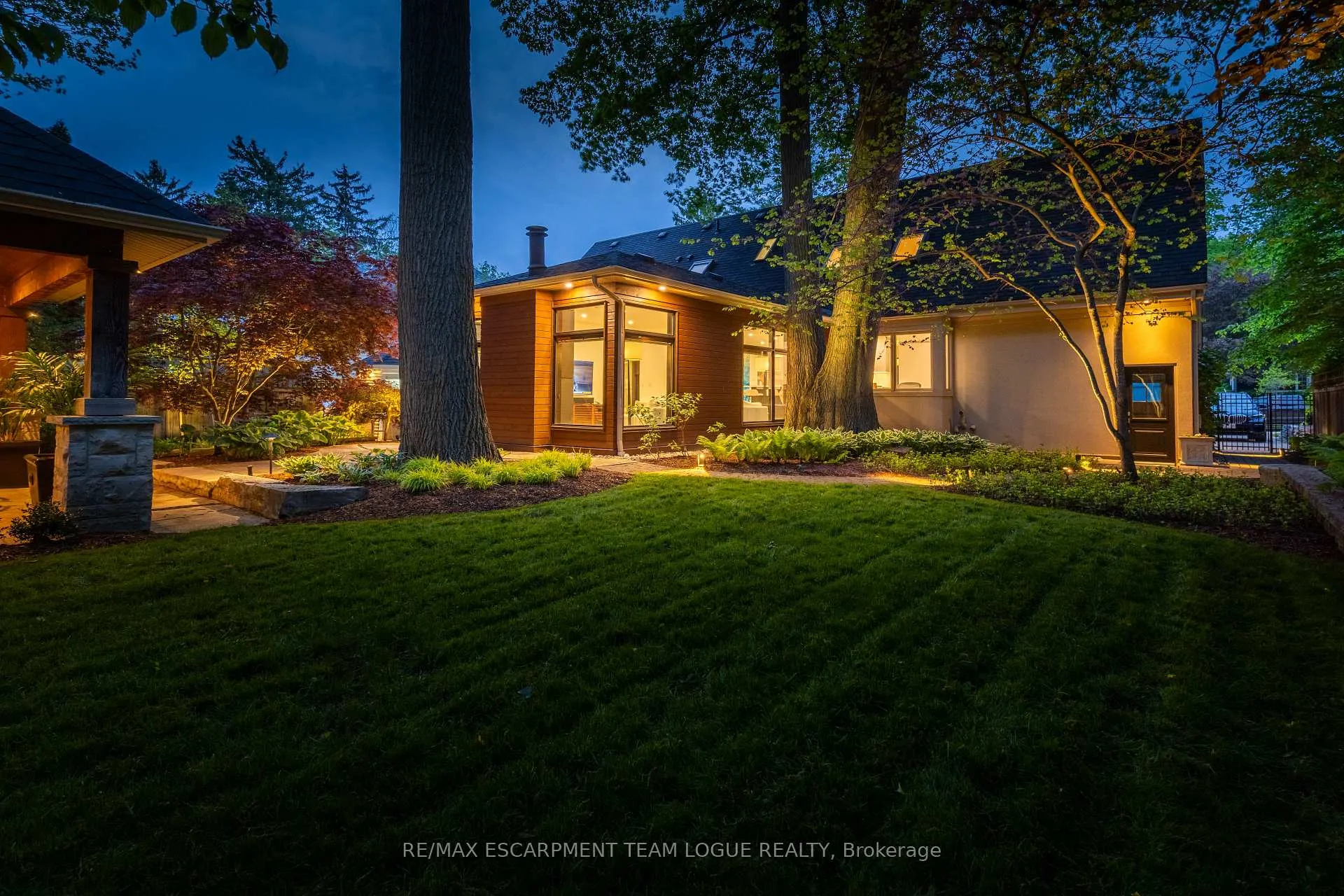 Photo 45 of 319 Goodram Drive, Burlington, Shoreacres — HOMEH