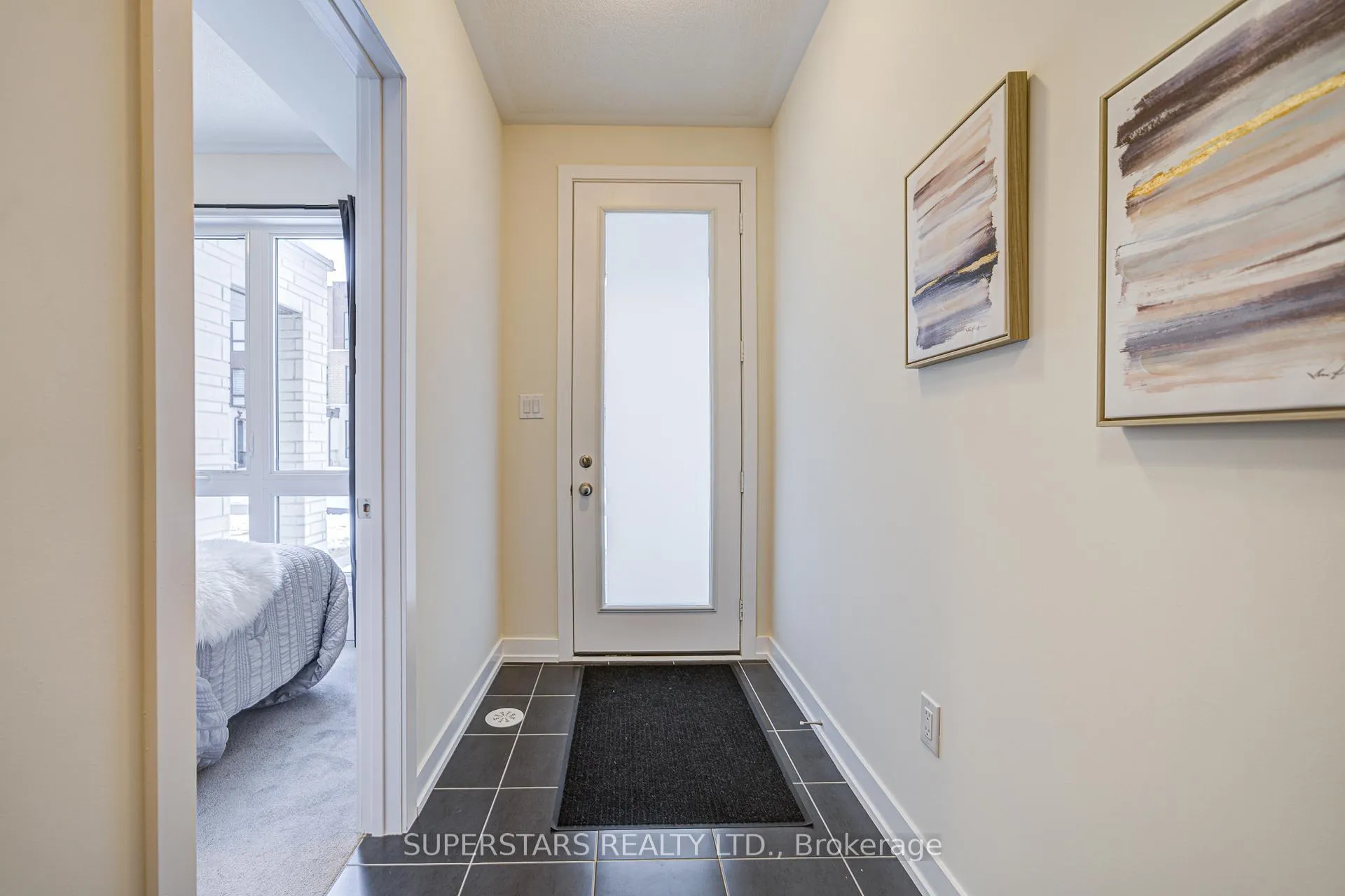 Photo 3 of 100 Stauffer Crescent, Markham, Cornell — HOMEH