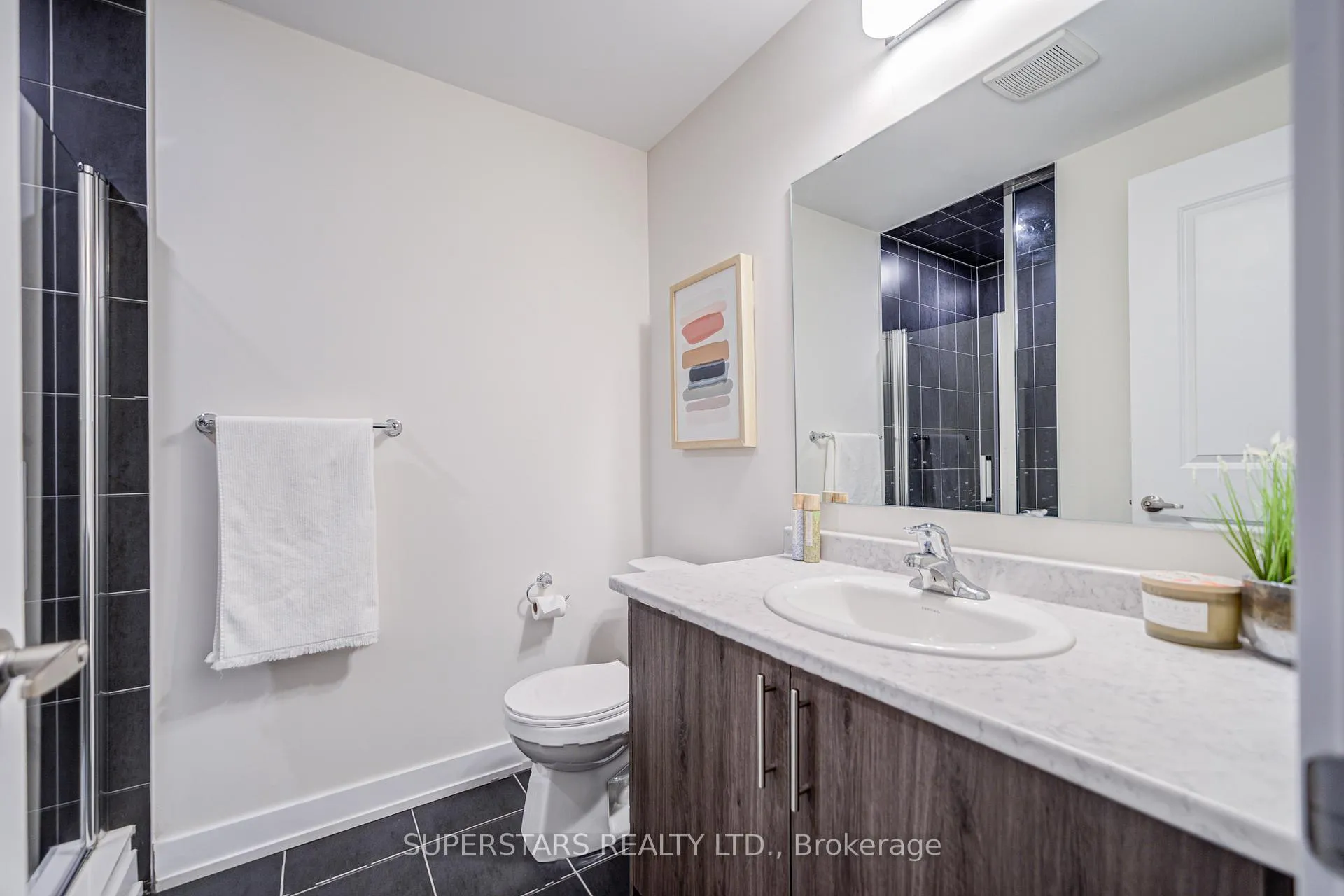 Photo 5 of 100 Stauffer Crescent, Markham, Cornell — HOMEH