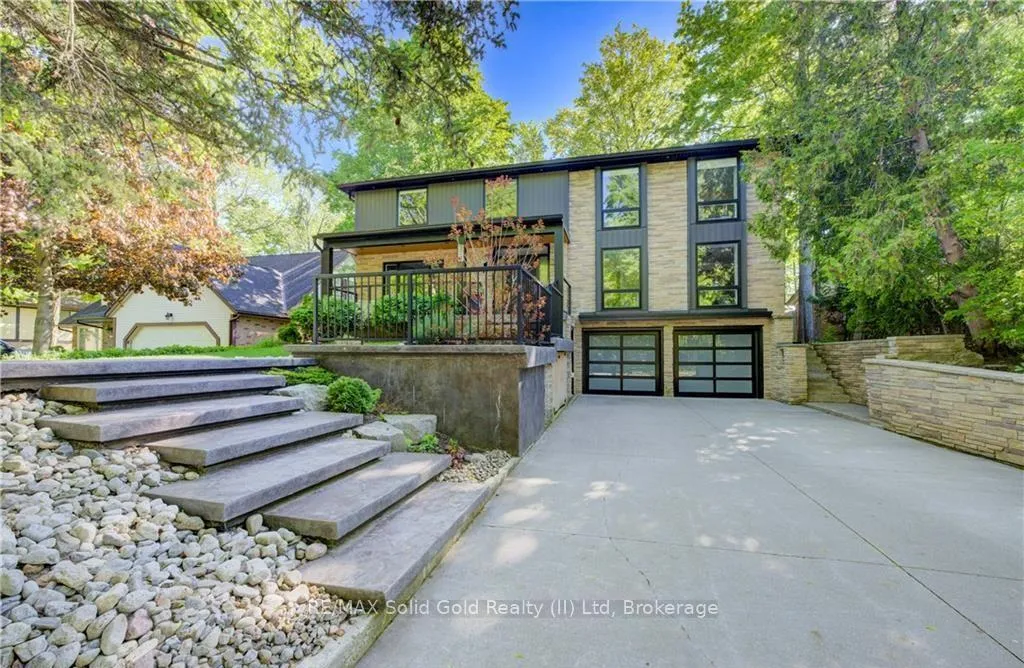 Photo 2 of 239 Corrie Crescent, Waterloo, Lakeshore Village — HOMEH