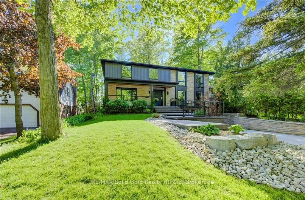 Photo 3 of 239 Corrie Crescent, Waterloo, Lakeshore Village — HOMEH