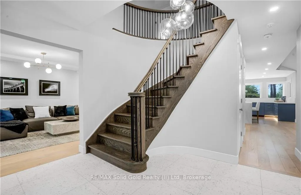 Photo 4 of 239 Corrie Crescent, Waterloo, Lakeshore Village — HOMEH