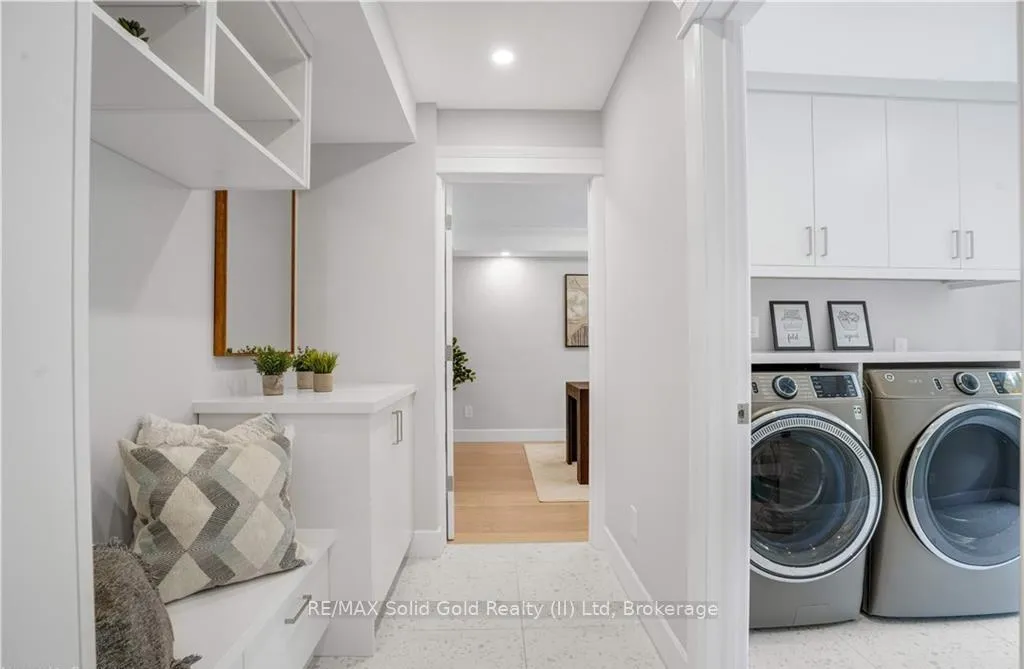Photo 19 of 239 Corrie Crescent, Waterloo, Lakeshore Village — HOMEH