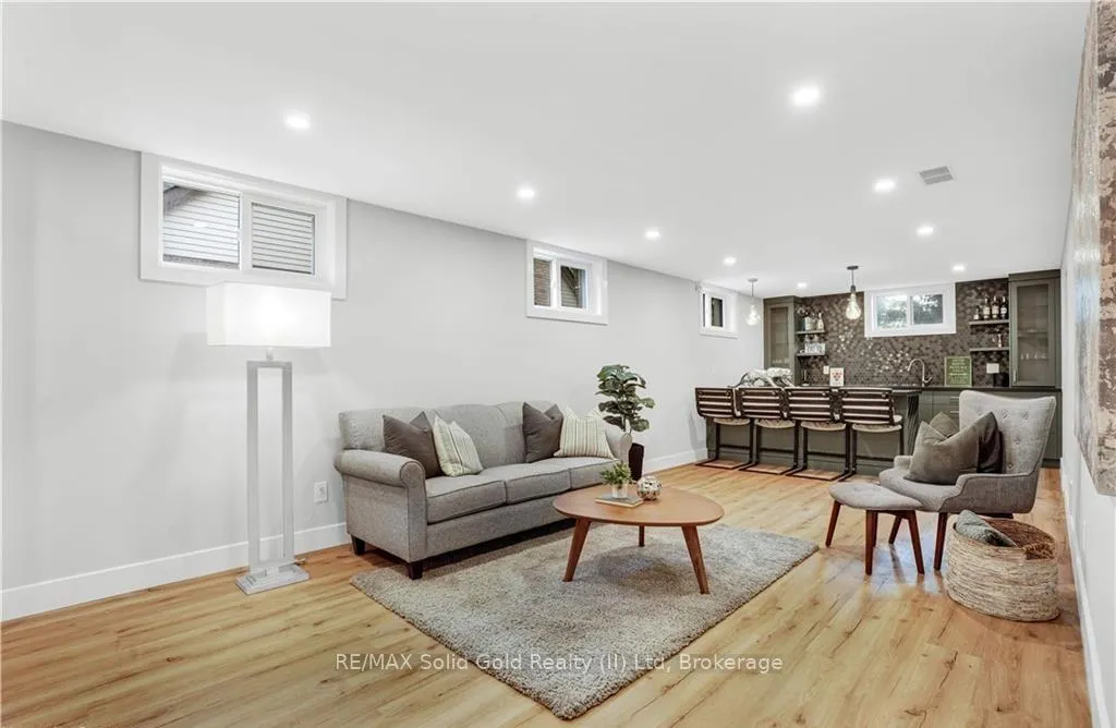 Photo 40 of 239 Corrie Crescent, Waterloo, Lakeshore Village — HOMEH
