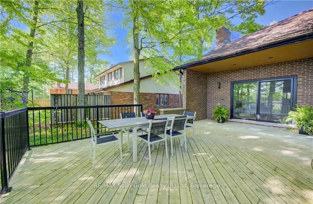 Photo 46 of 239 Corrie Crescent, Waterloo, Lakeshore Village — HOMEH