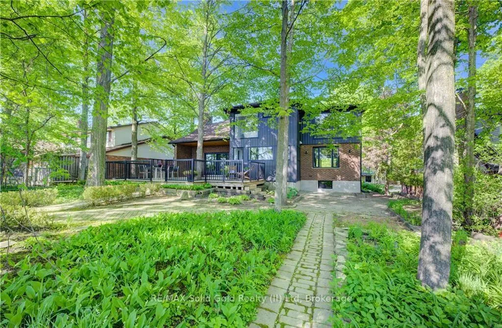 Photo 48 of 239 Corrie Crescent, Waterloo, Lakeshore Village — HOMEH