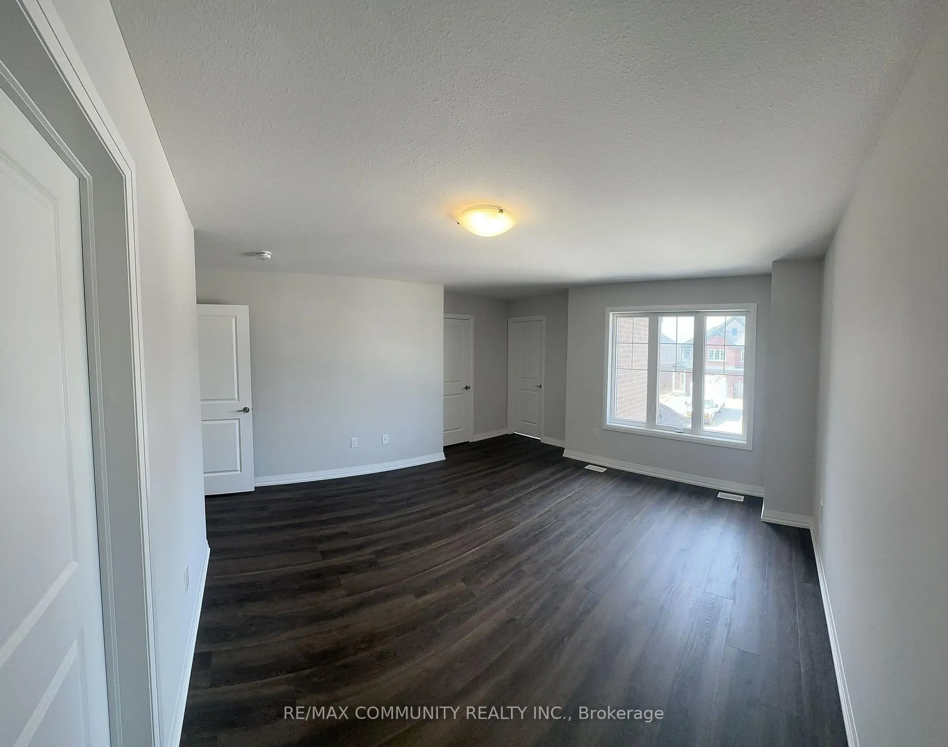 Photo 10 of 86 Bur Oak Drive, Thorold, Confederation Heights — HOMEH