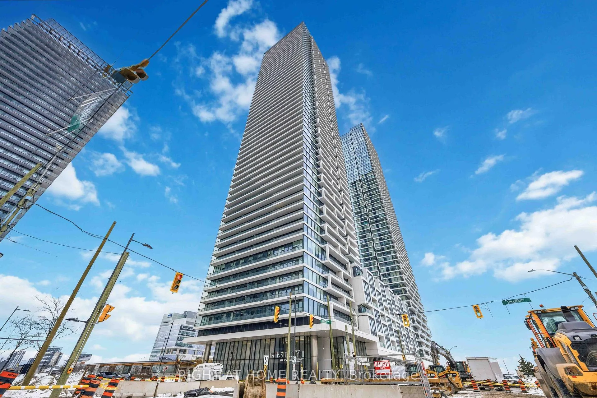 Photo 1 of Unit 307, 950 Portage Parkway, Vaughan, Vaughan Corporate Centre — HOMEH