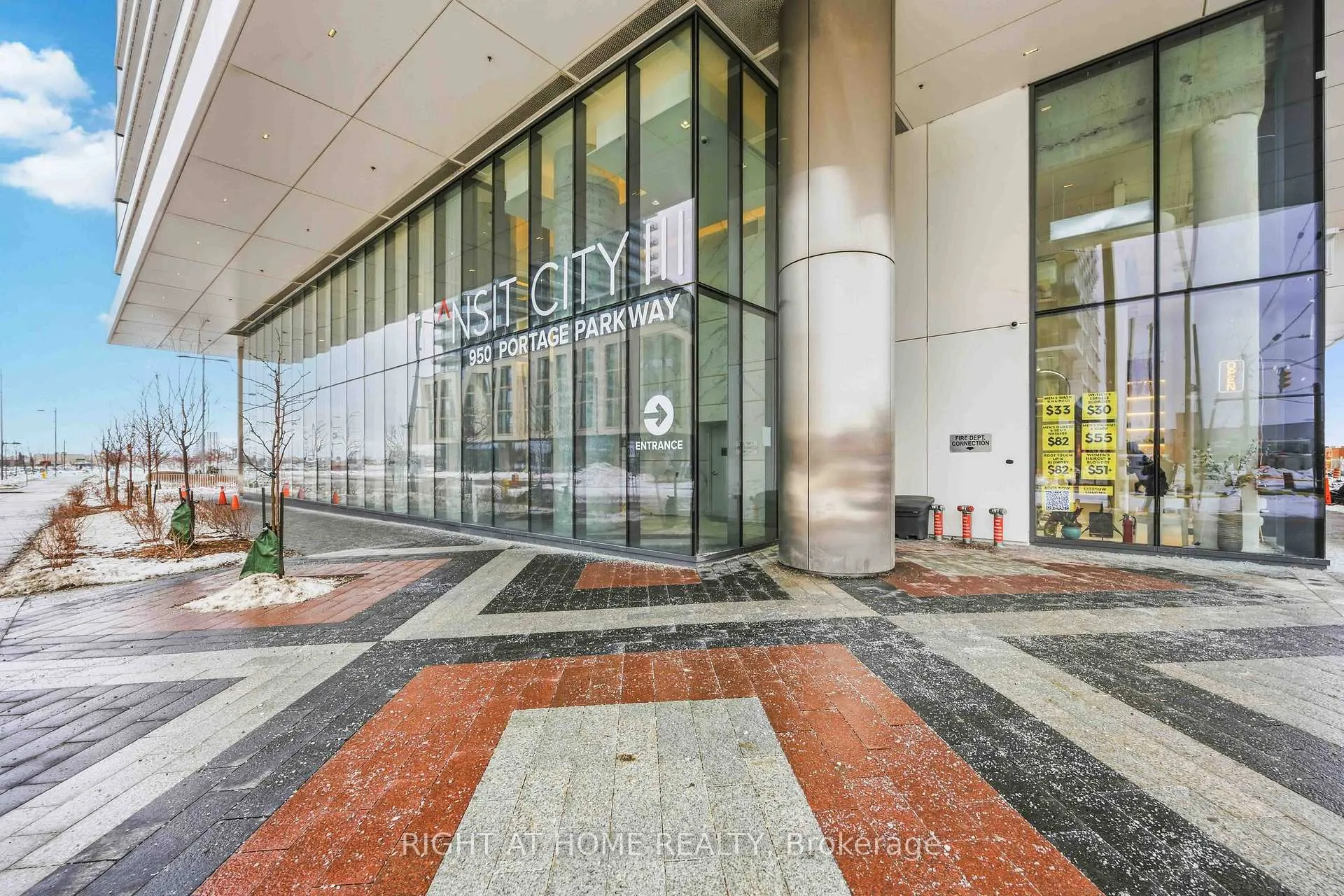Photo 2 of Unit 307, 950 Portage Parkway, Vaughan, Vaughan Corporate Centre — HOMEH