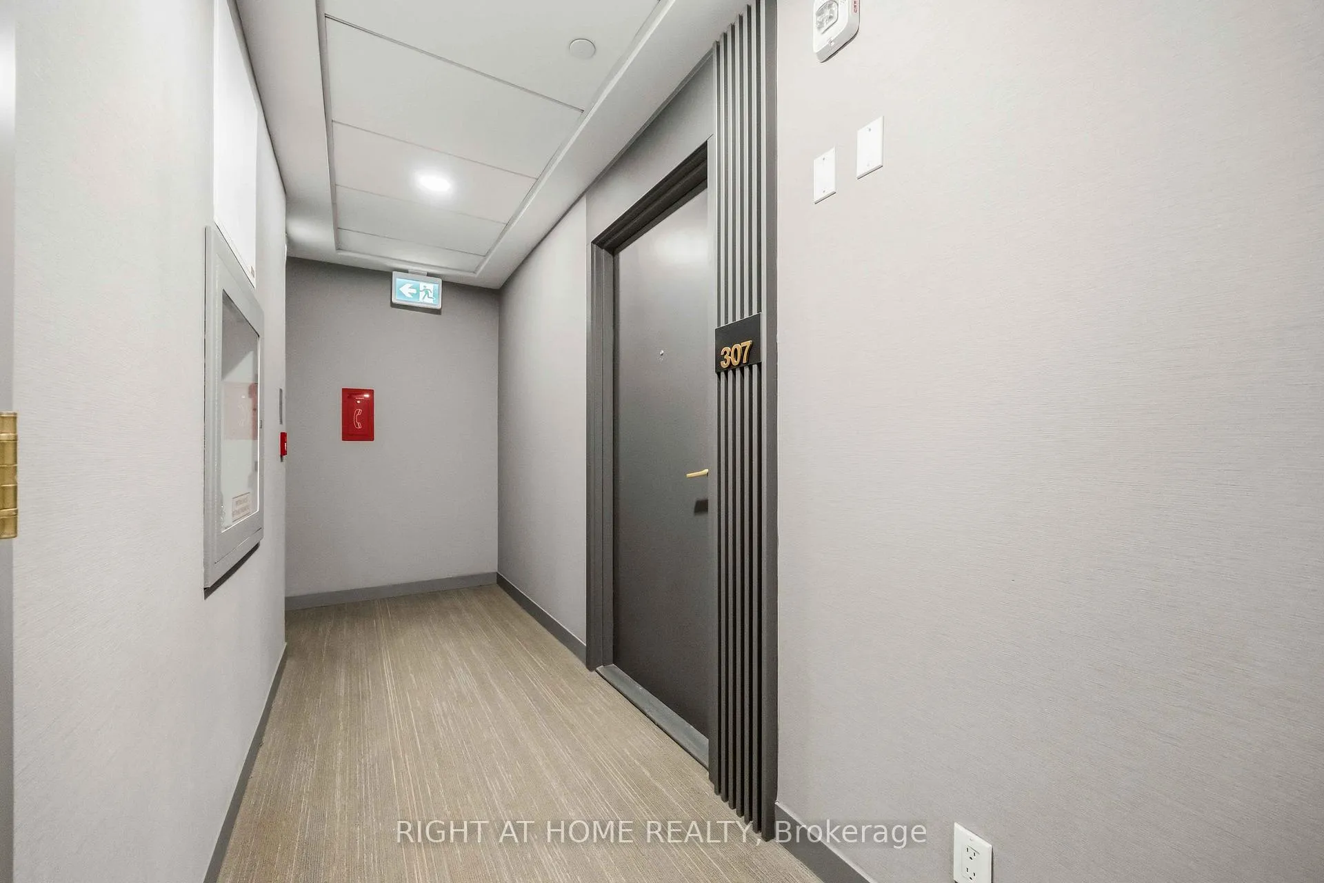Photo 8 of Unit 307, 950 Portage Parkway, Vaughan, Vaughan Corporate Centre — HOMEH
