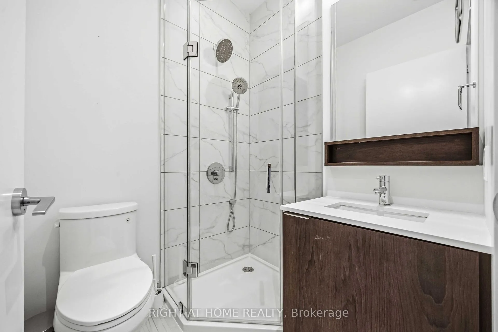 Photo 34 of Unit 307, 950 Portage Parkway, Vaughan, Vaughan Corporate Centre — HOMEH