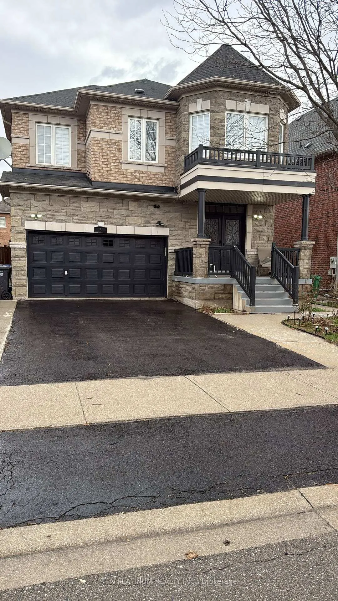 Photo 1 of 3 Beckenham Road, Brampton, Bram East — HOMEH
