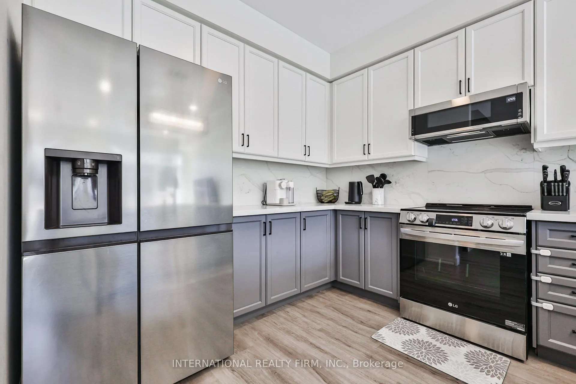 Photo 15 of Unit 40, 651 Farmstead Drive, Milton, Willmott — HOMEH