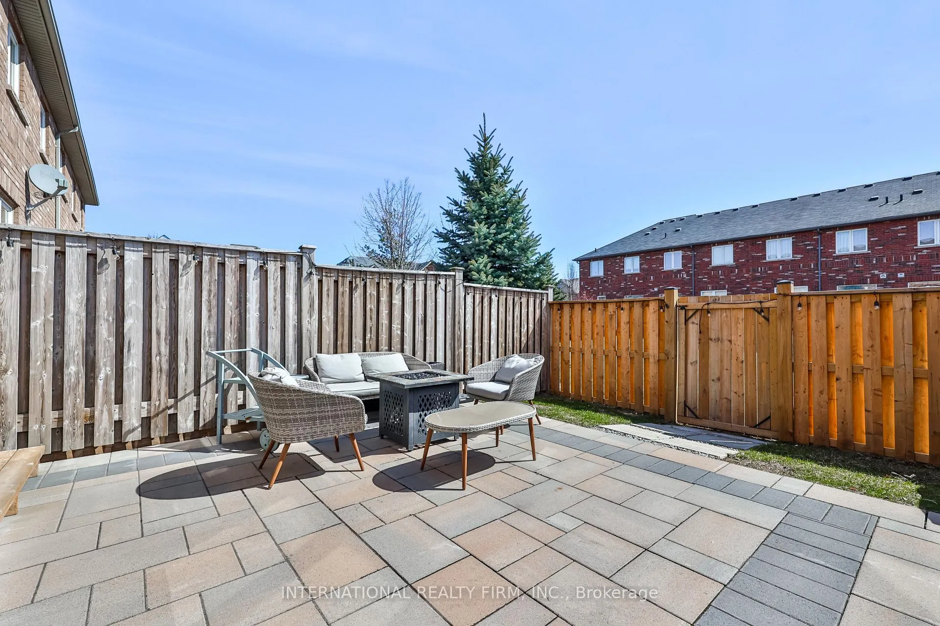 Photo 39 of Unit 40, 651 Farmstead Drive, Milton, Willmott — HOMEH