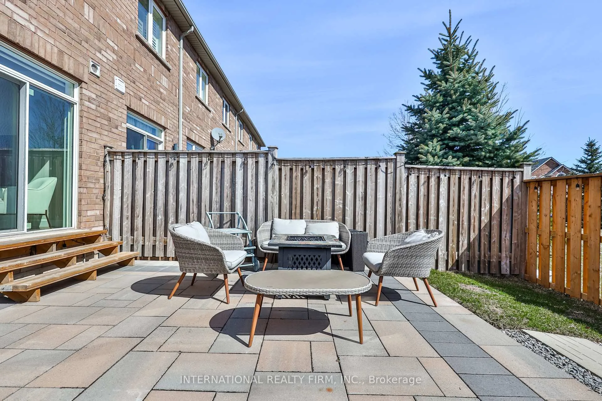 Photo 40 of Unit 40, 651 Farmstead Drive, Milton, Willmott — HOMEH