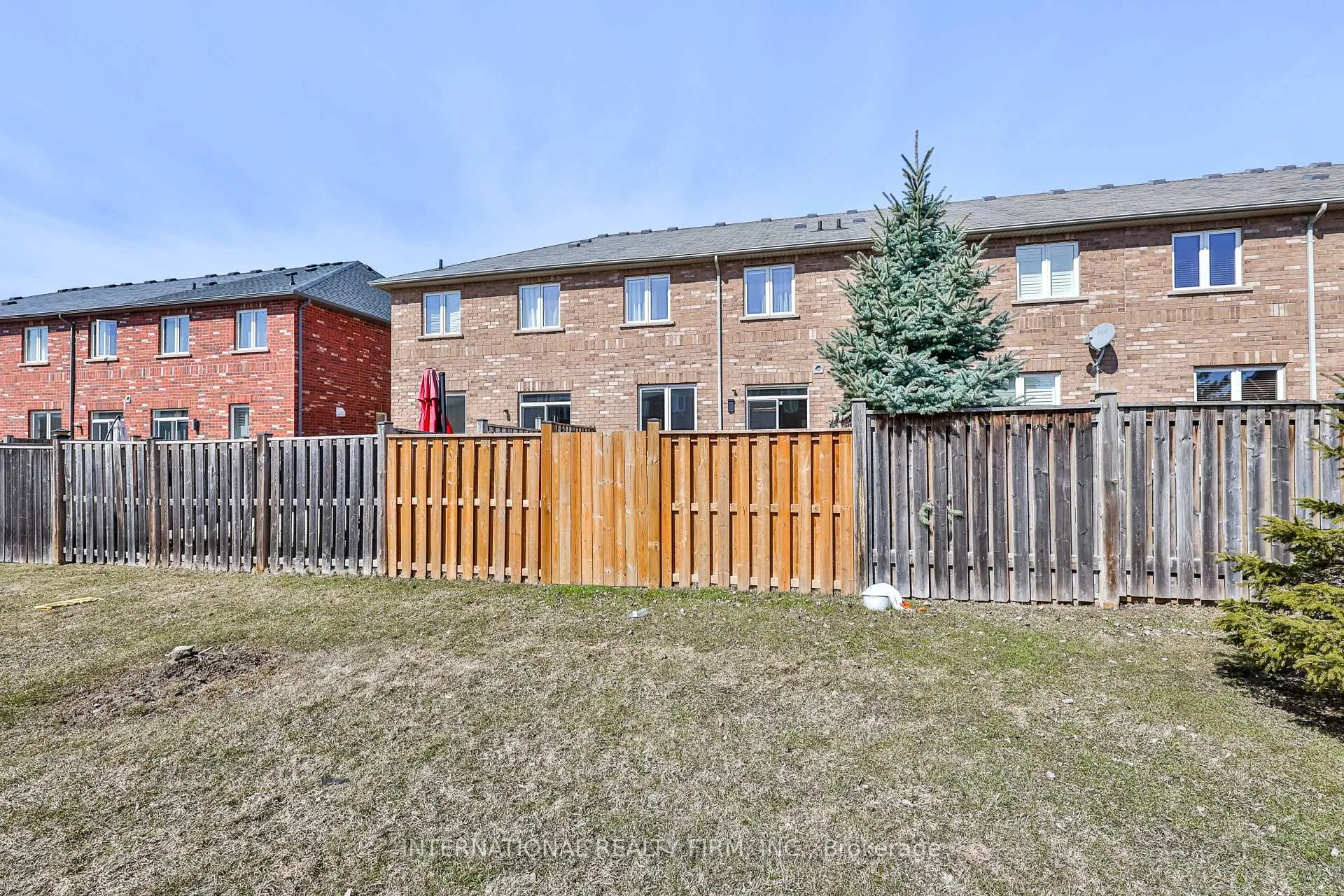 Photo 44 of Unit 40, 651 Farmstead Drive, Milton, Willmott — HOMEH