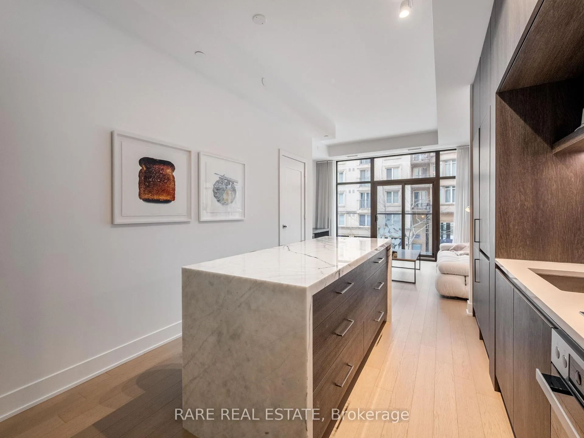 Photo 4 of Unit 209, 6 Jackes Avenue, Toronto, Rosedale-Moore Park — HOMEH