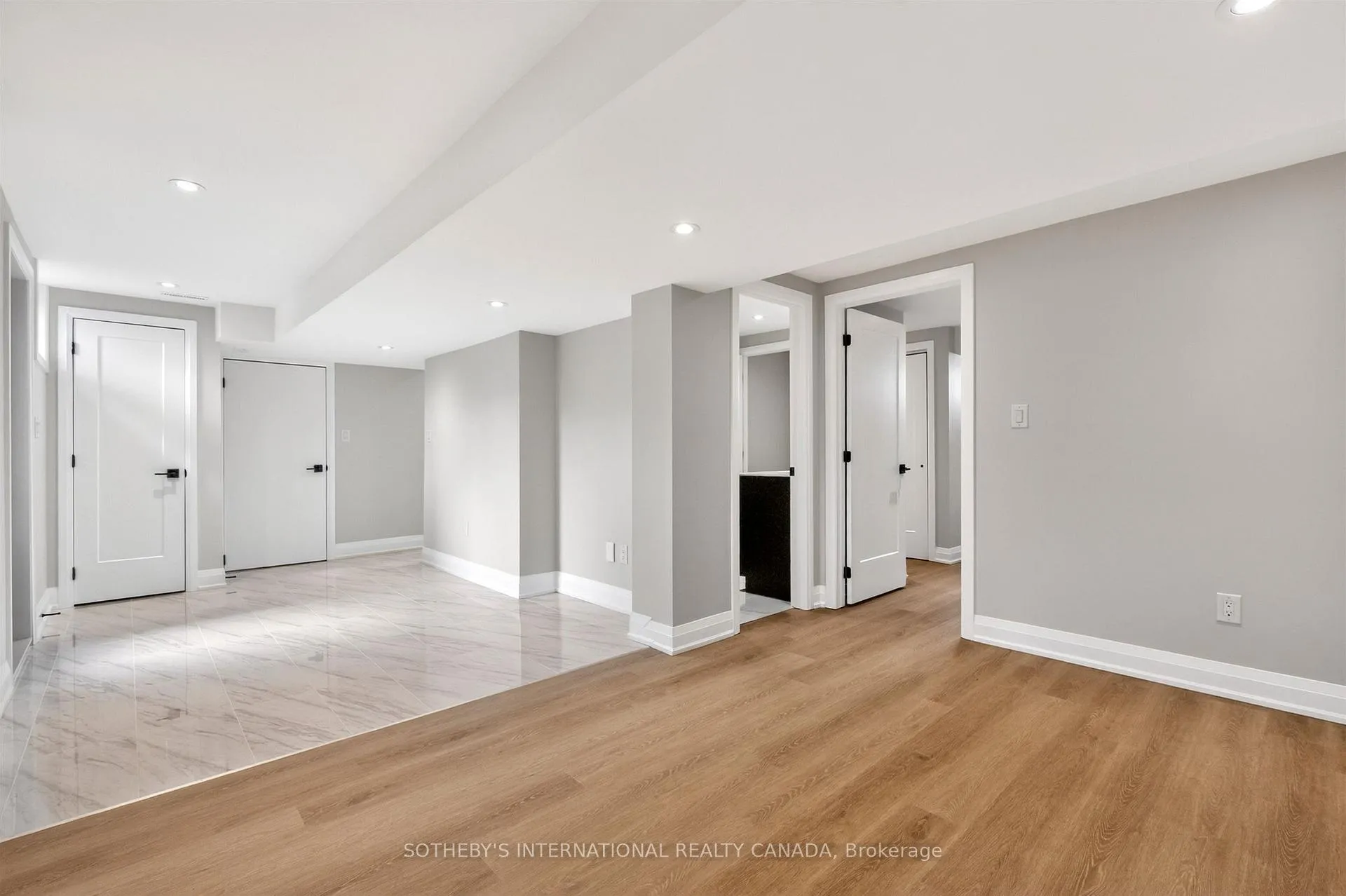 Photo 22 of 33 Lancer Drive, Vaughan, Maple — HOMEH