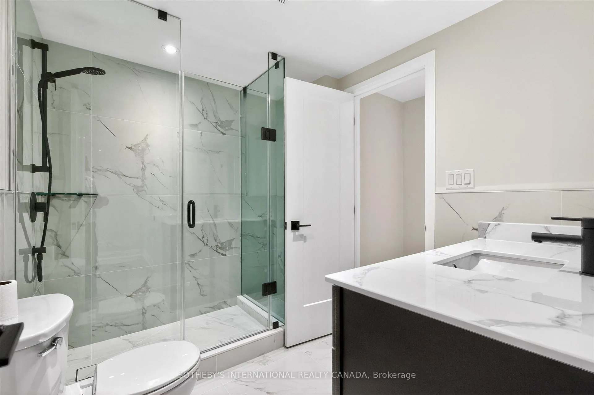 Photo 27 of 33 Lancer Drive, Vaughan, Maple — HOMEH