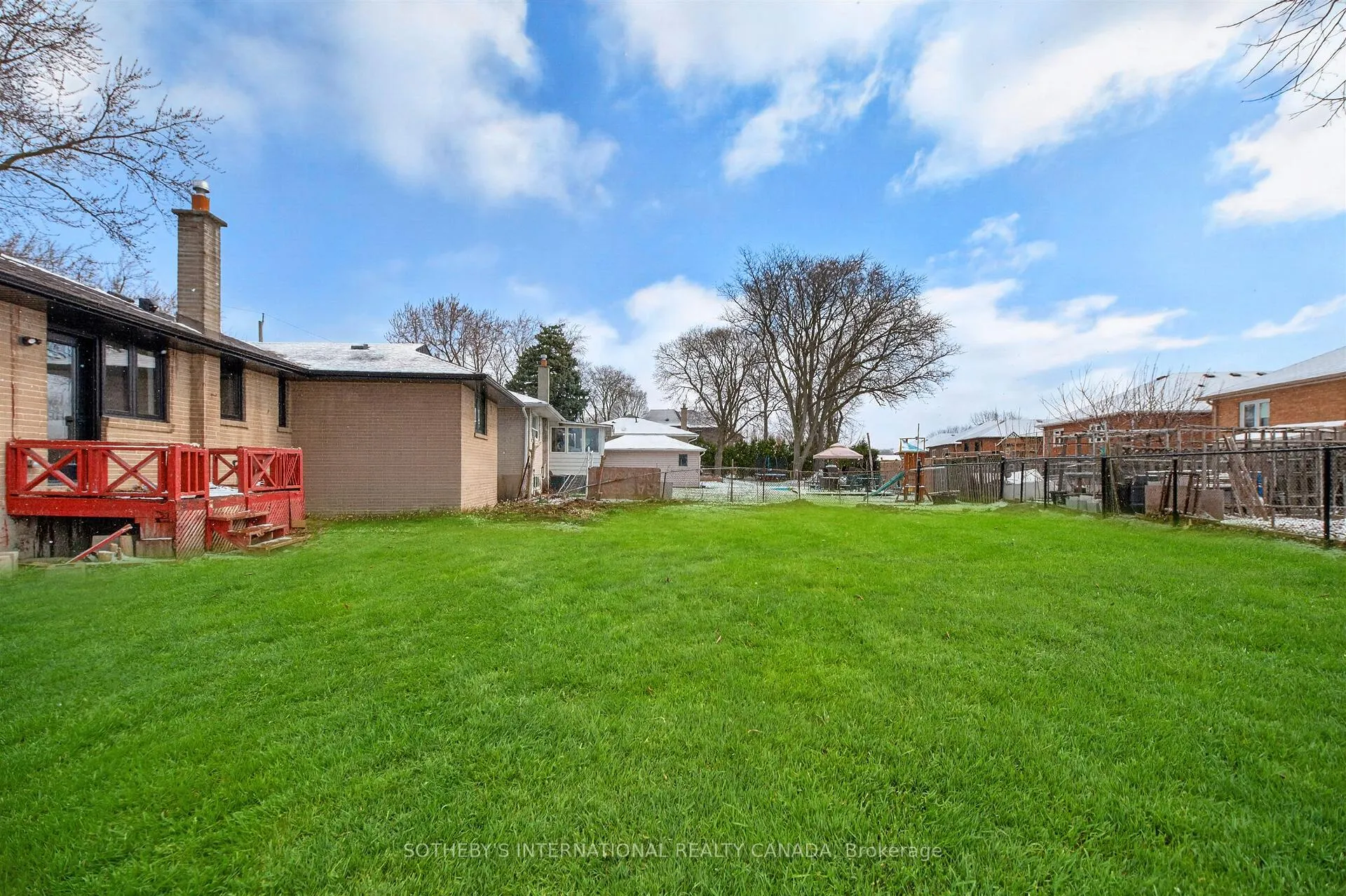 Photo 30 of 33 Lancer Drive, Vaughan, Maple — HOMEH