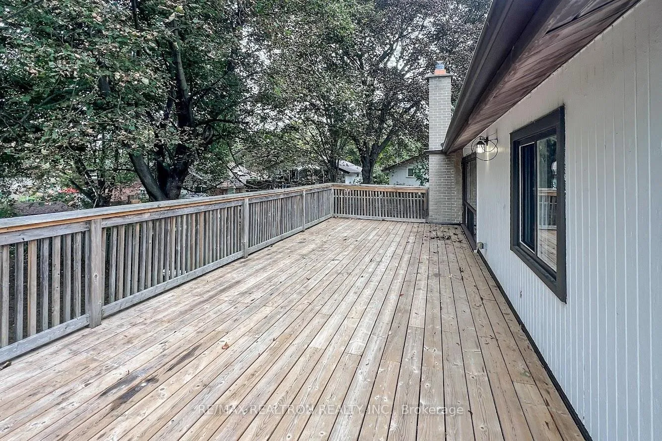 Photo 13 of 34 Orton Park Road, Scarborough, Woburn — HOMEH