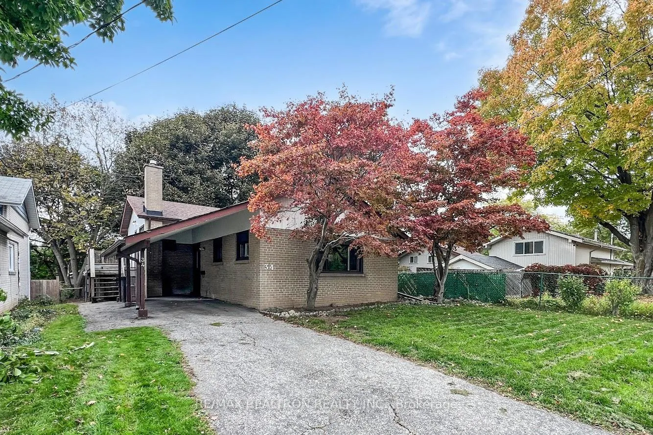 Photo 15 of 34 Orton Park Road, Scarborough, Woburn — HOMEH