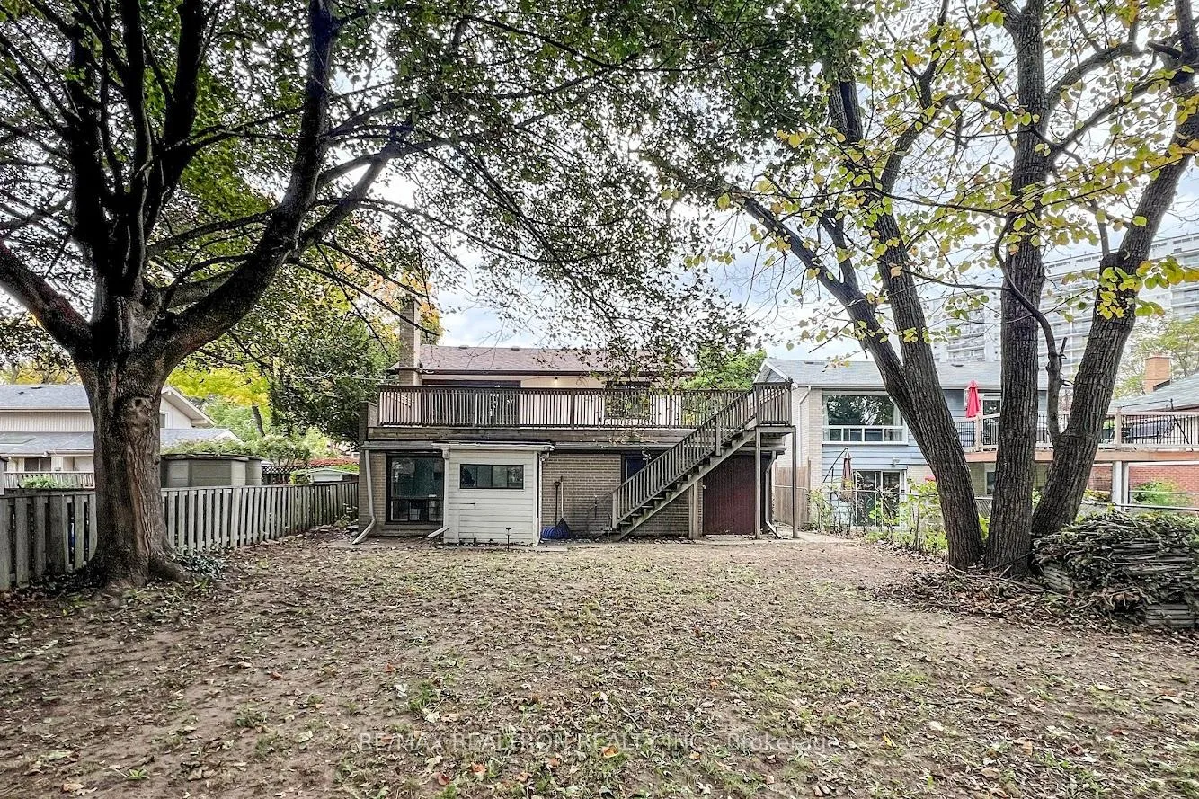 Photo 23 of 34 Orton Park Road, Scarborough, Woburn — HOMEH
