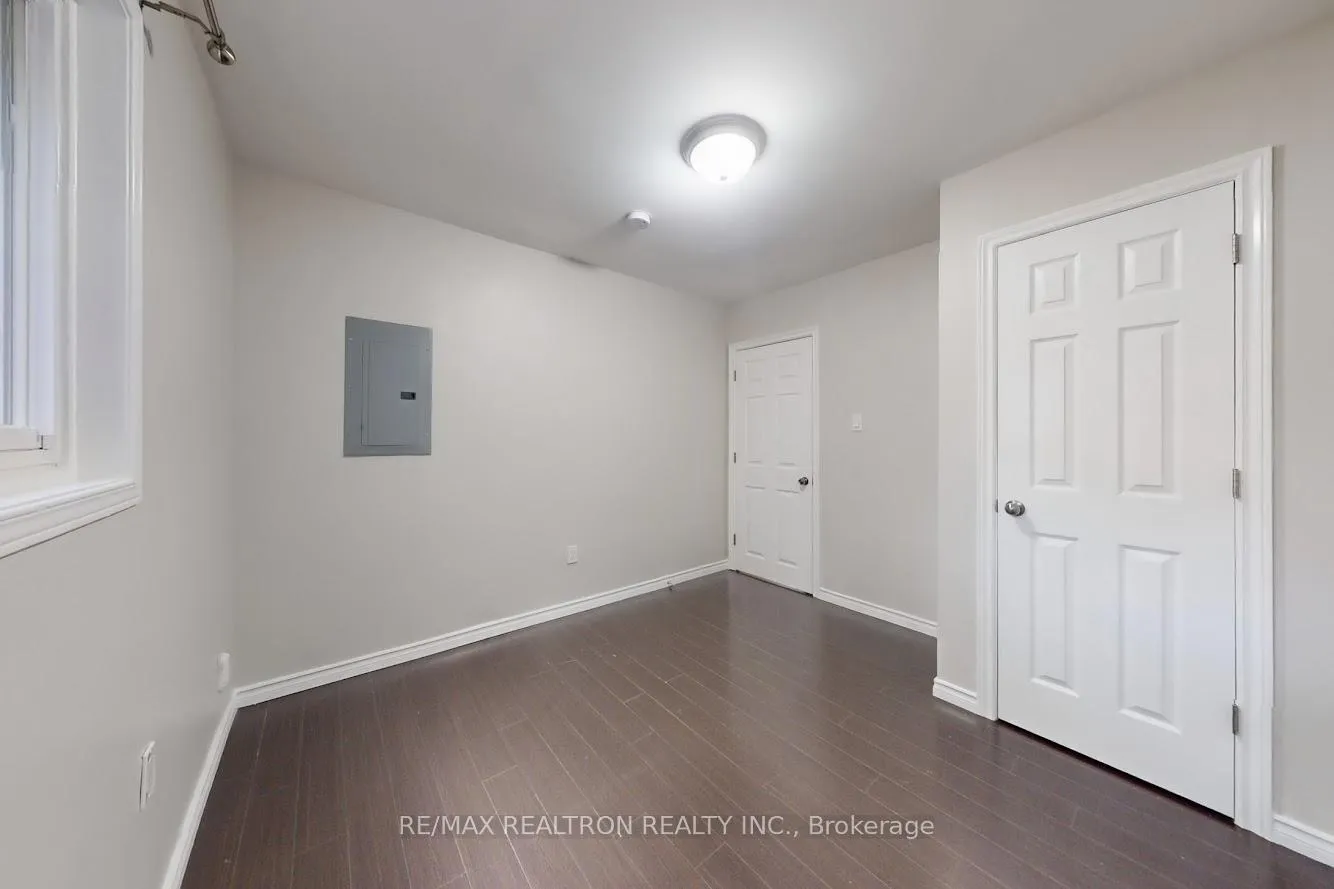 Photo 27 of 34 Orton Park Road, Scarborough, Woburn — HOMEH