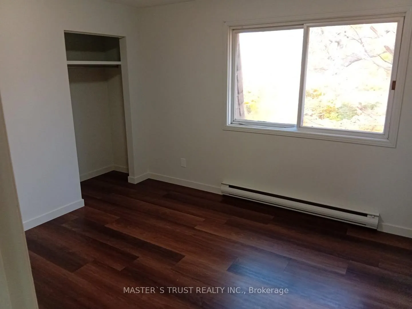 Photo 11 of Unit 4, 190 Borland Street E, Orillia — HOMEH