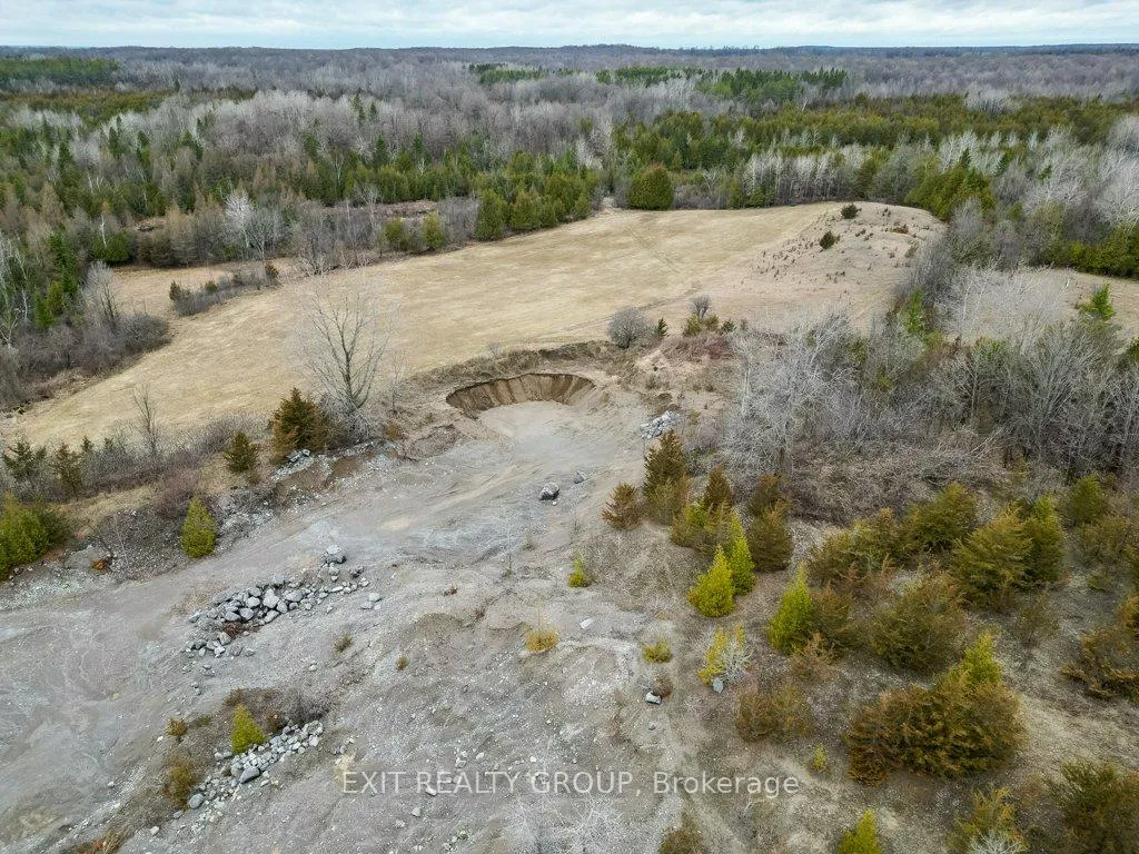 Photo 18 of 755 Naphan Road, Tyendinaga, Tyendinaga Township — HOMEH