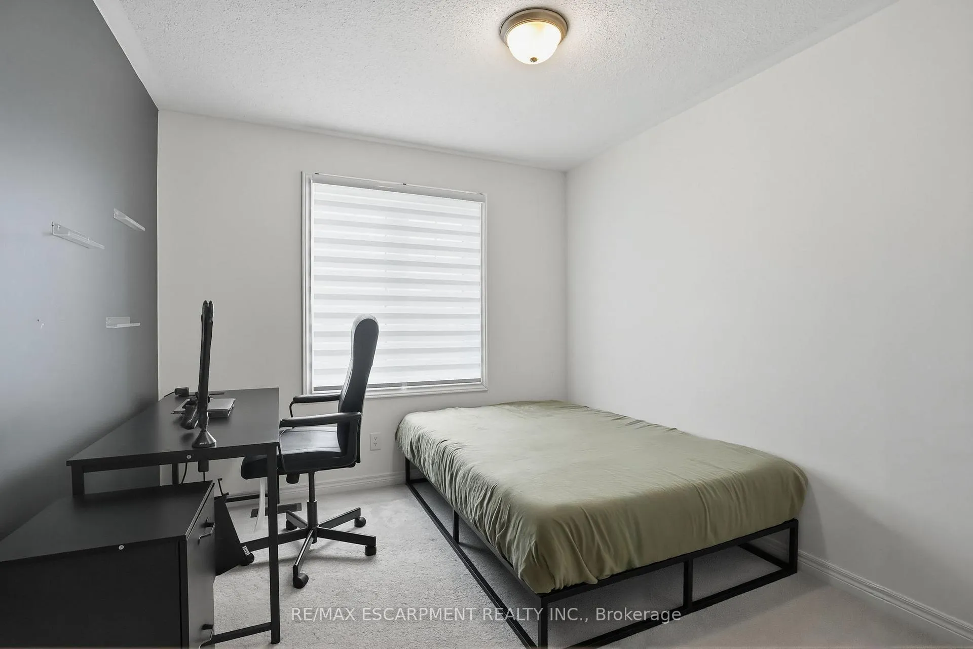 Photo 24 of 48 Harmony Way N, Thorold, Rolling Meadows — HOMEH