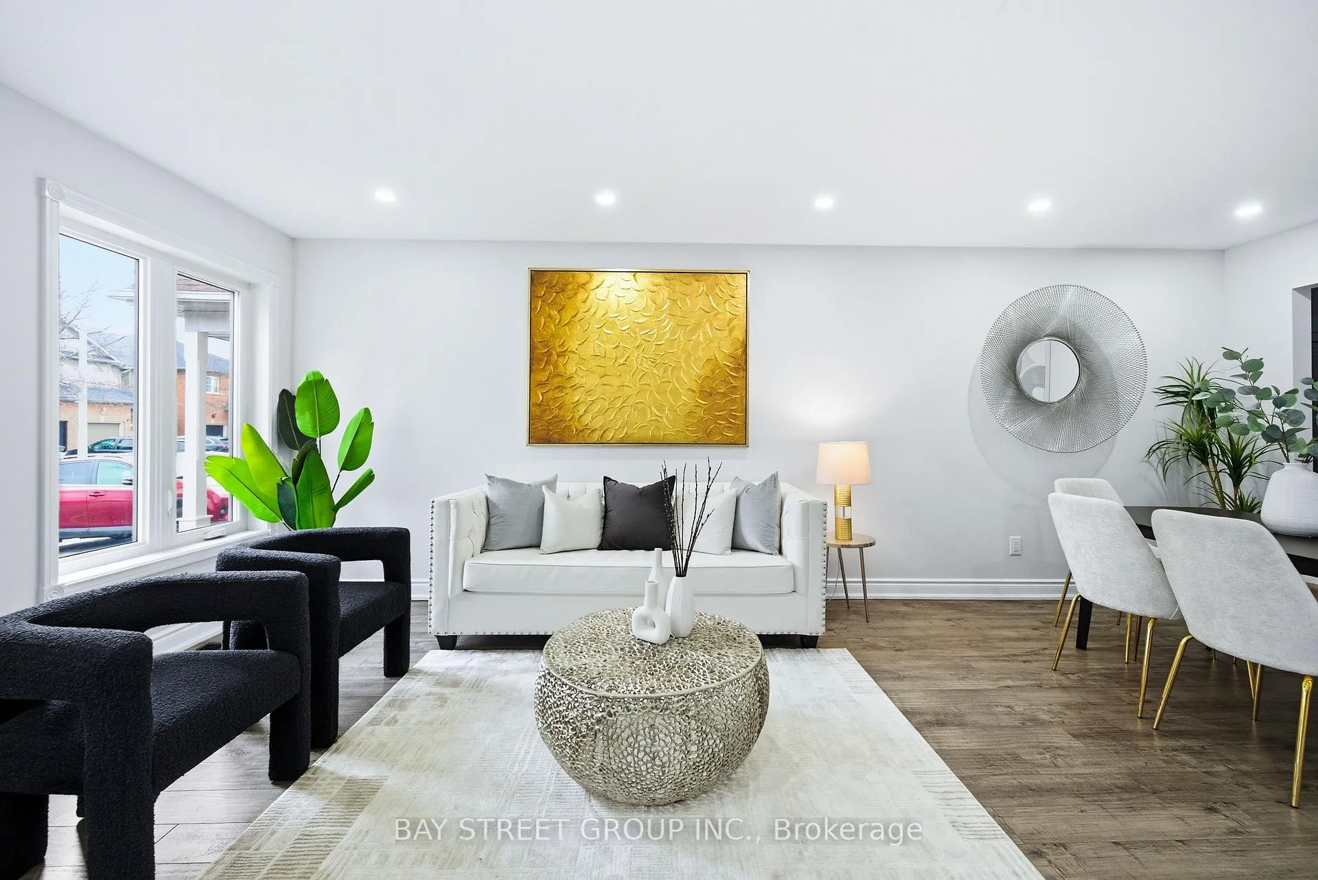 Photo 7 of 48 Heartleaf Crescent, Brampton, Fletcher's Meadow — HOMEH